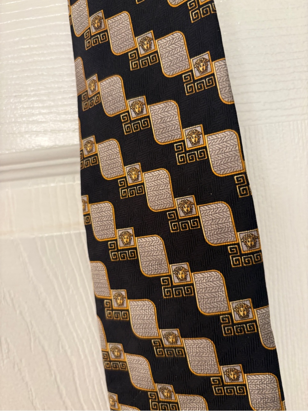 Gianni Versace Medusa Head Silk Tie - Picture 4 of 5
